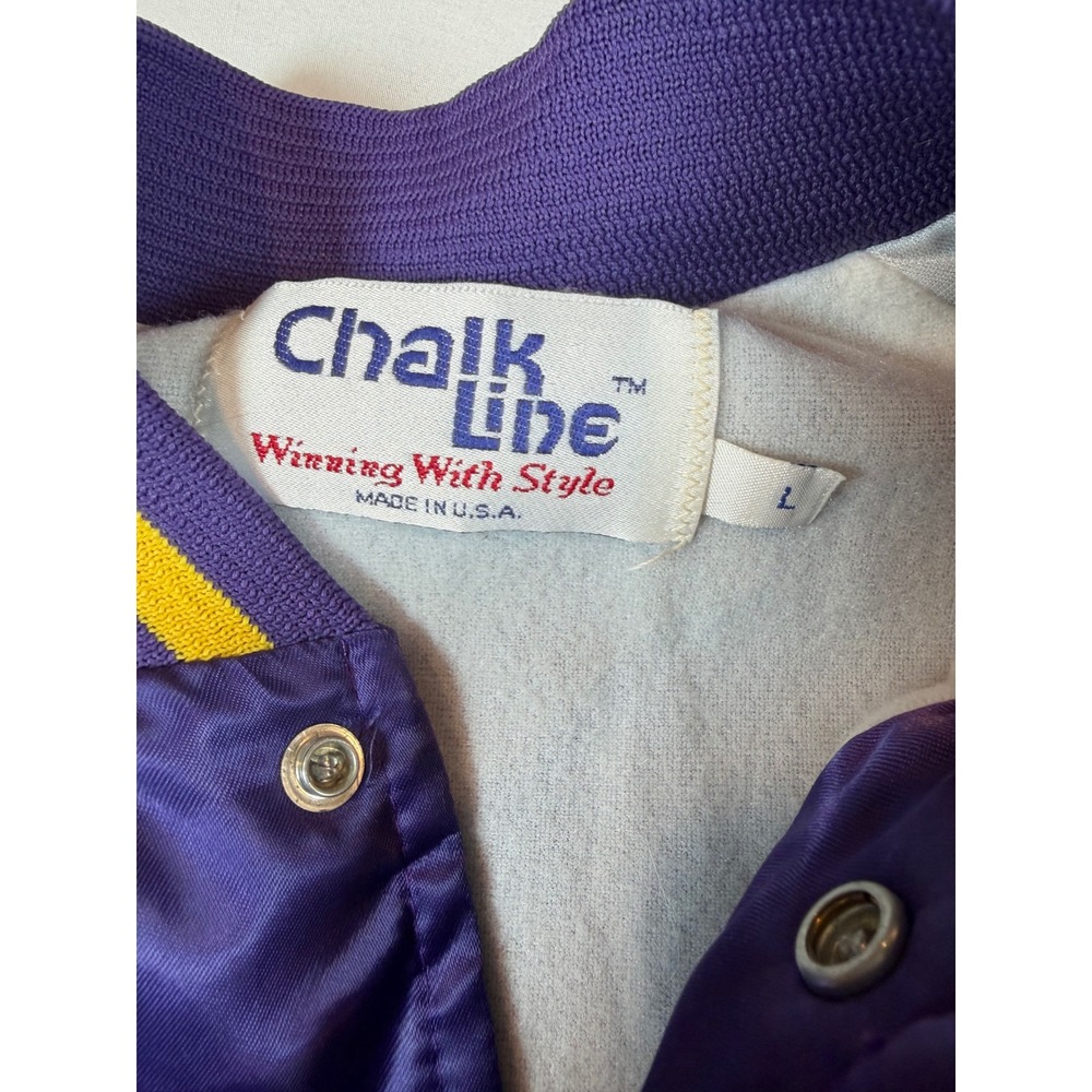 Vtg Chalk Line Los Angeles Lakers Satin Varsity Jacket Purple Sz L USA Run Small - Picture 3 of 11